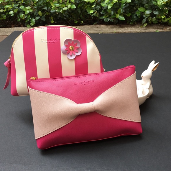Elizabeth Arden Handbags - Elizabeth Arden Pink Bow Make Up Bag